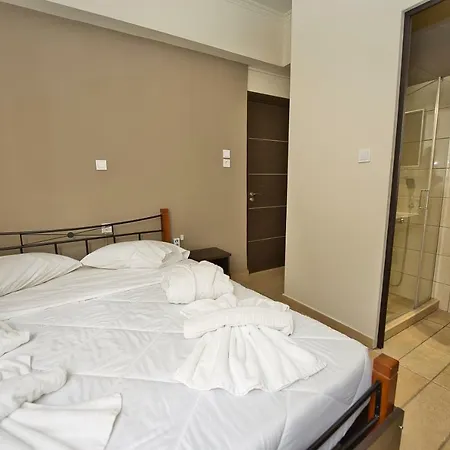 Hotel Plaza 3*